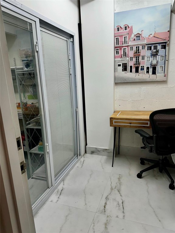 Cypress Pointe At Coral S - Residential