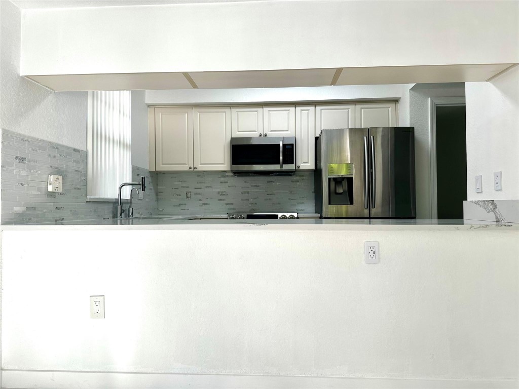 Cypress Pointe At Coral S - Residential