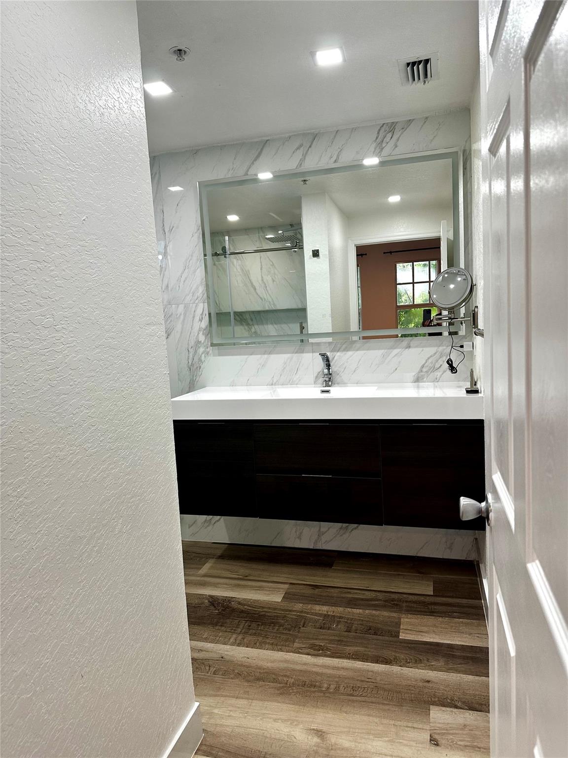 Cypress Pointe At Coral S - Residential