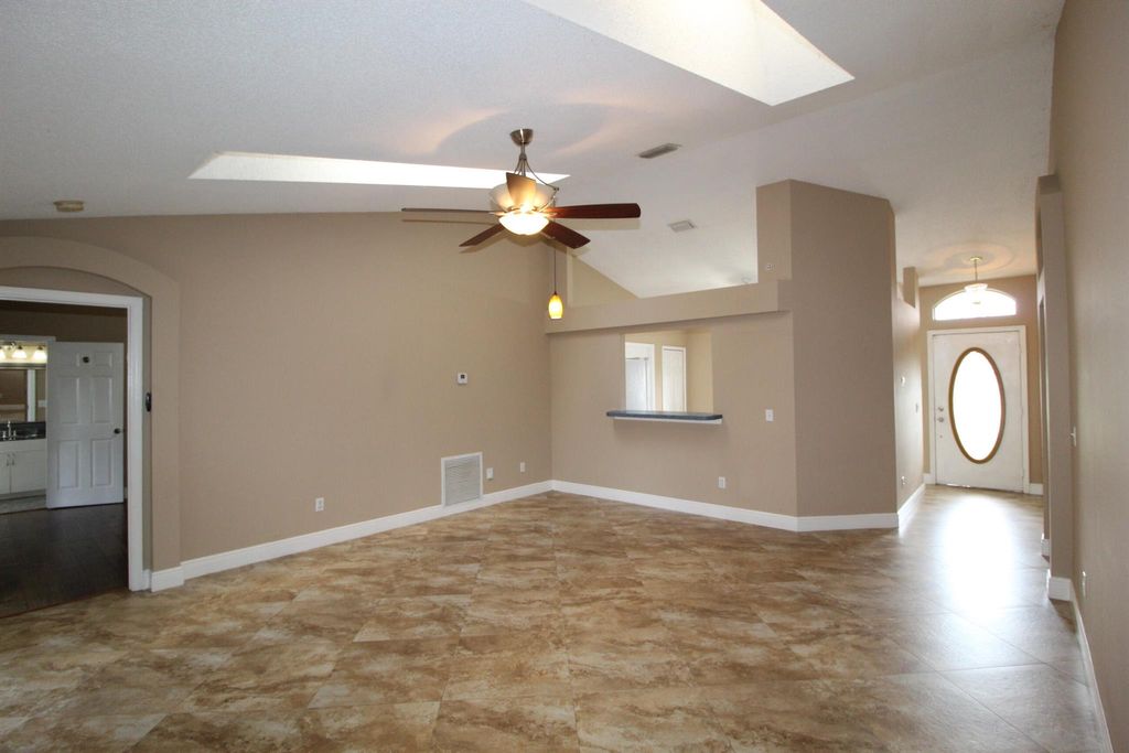 Photo of 212 SW Ridgecrest Drive SW, Port Saint Lucie, FL 34953 (MLS # R11056625)