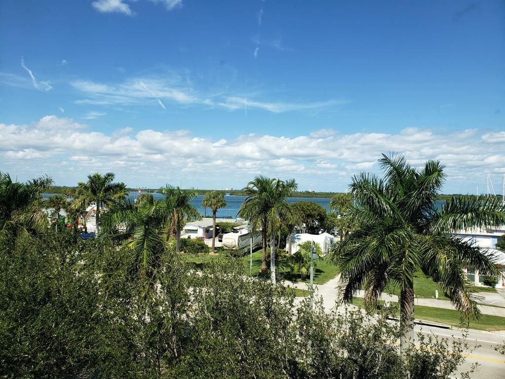 Photo of 38 Harbour Isle Drive Dr E #306, Fort Pierce, FL 34949 (MLS # R10753119)