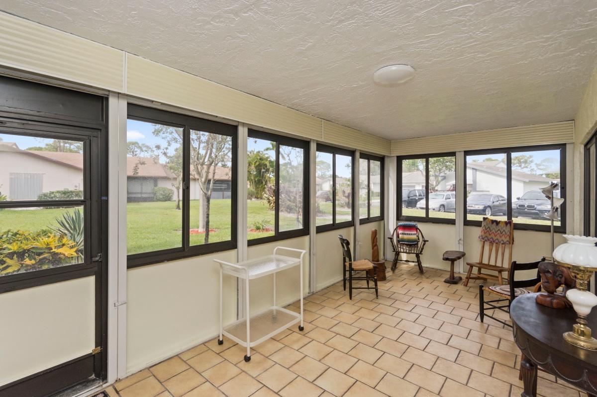 VILLAGES OF WOODLAKE 1 - Residential