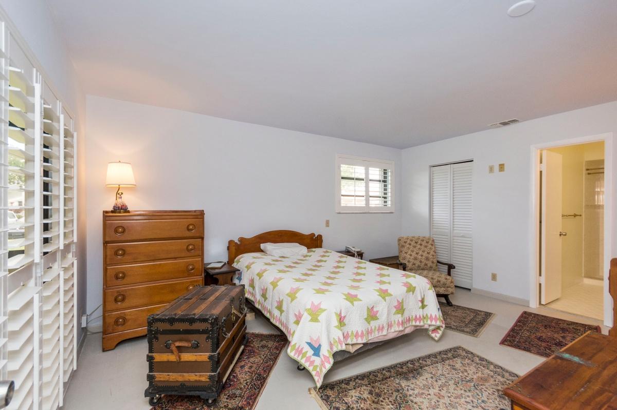 VILLAGES OF WOODLAKE 1 - Residential