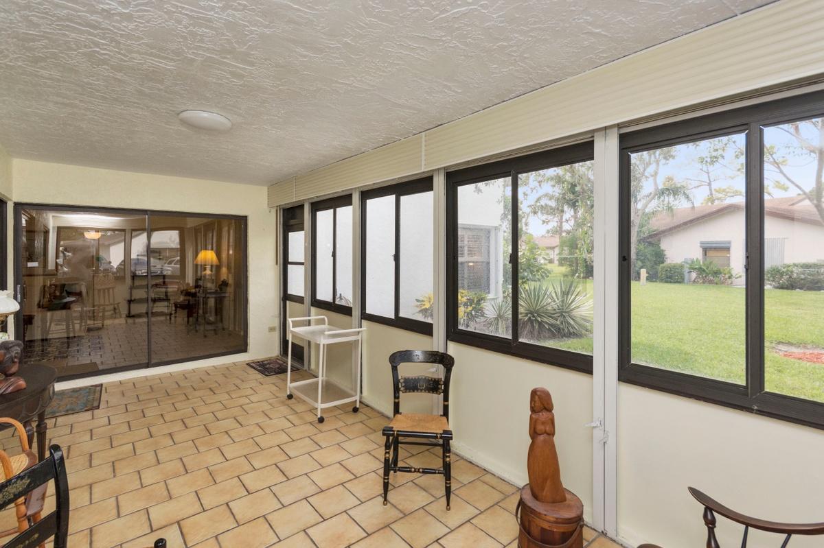 VILLAGES OF WOODLAKE 1 - Residential