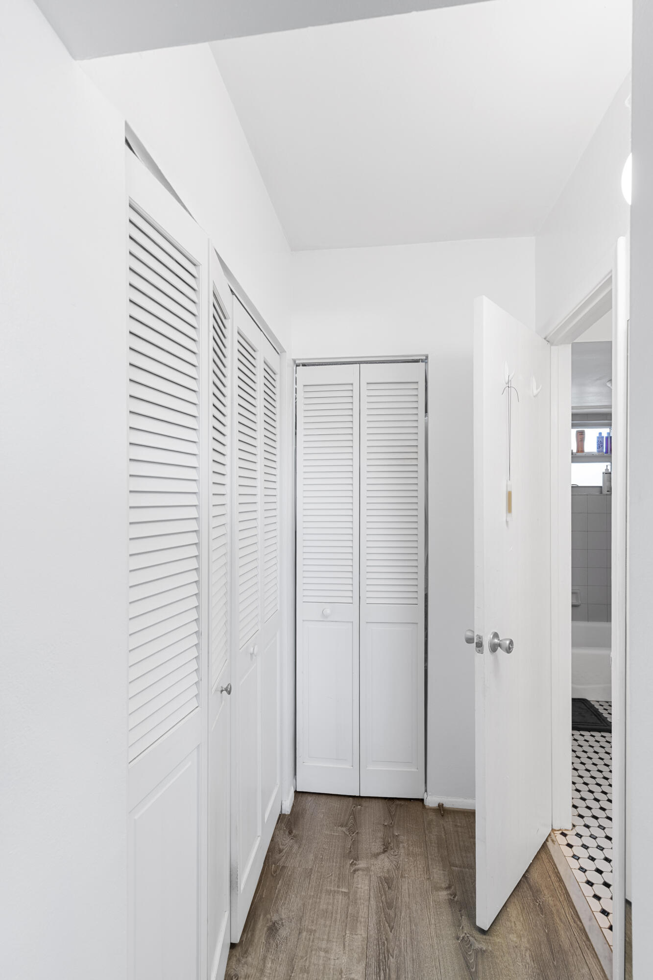 LAS OLAS MANOR 2 CONDO - Residential