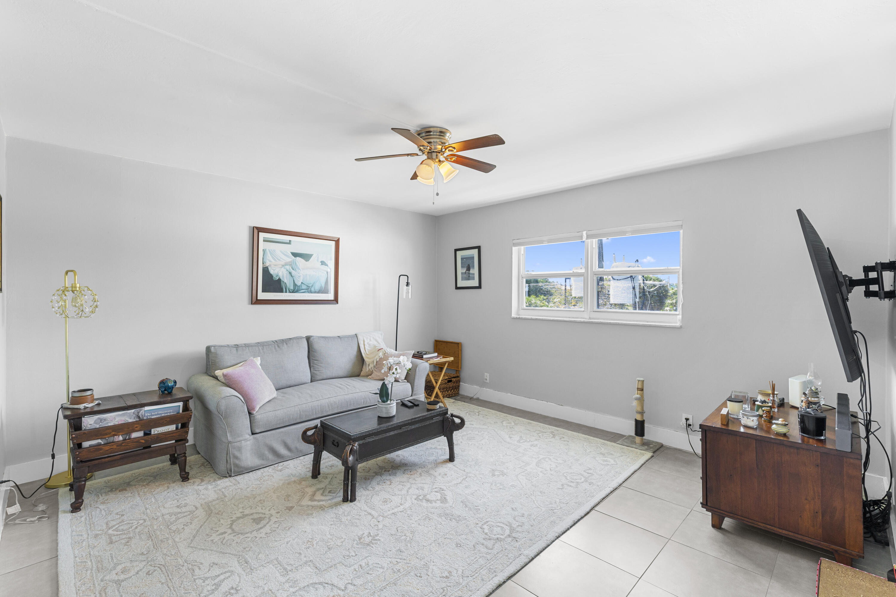 LAS OLAS MANOR 2 CONDO - Residential