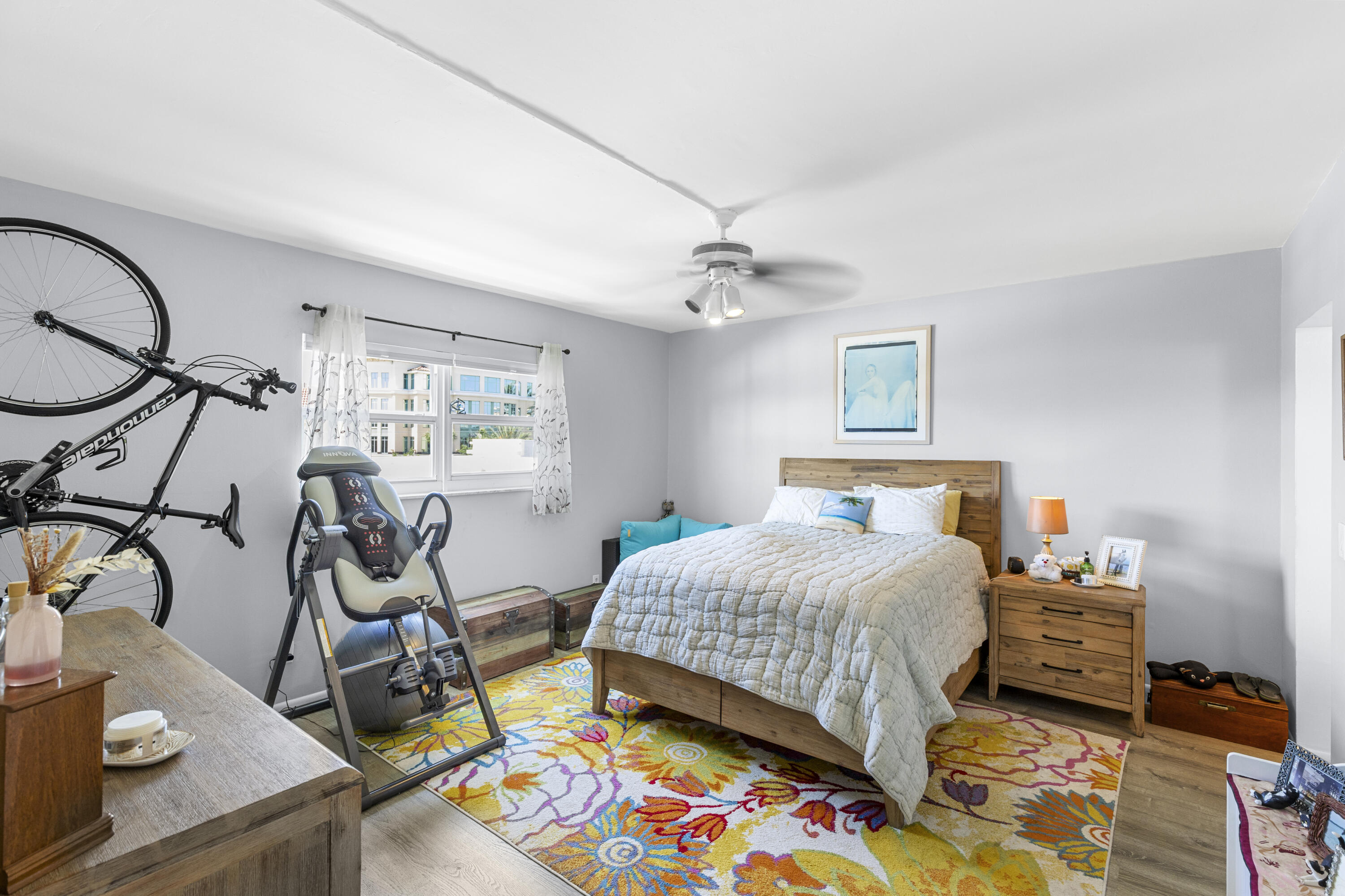 LAS OLAS MANOR 2 CONDO - Residential