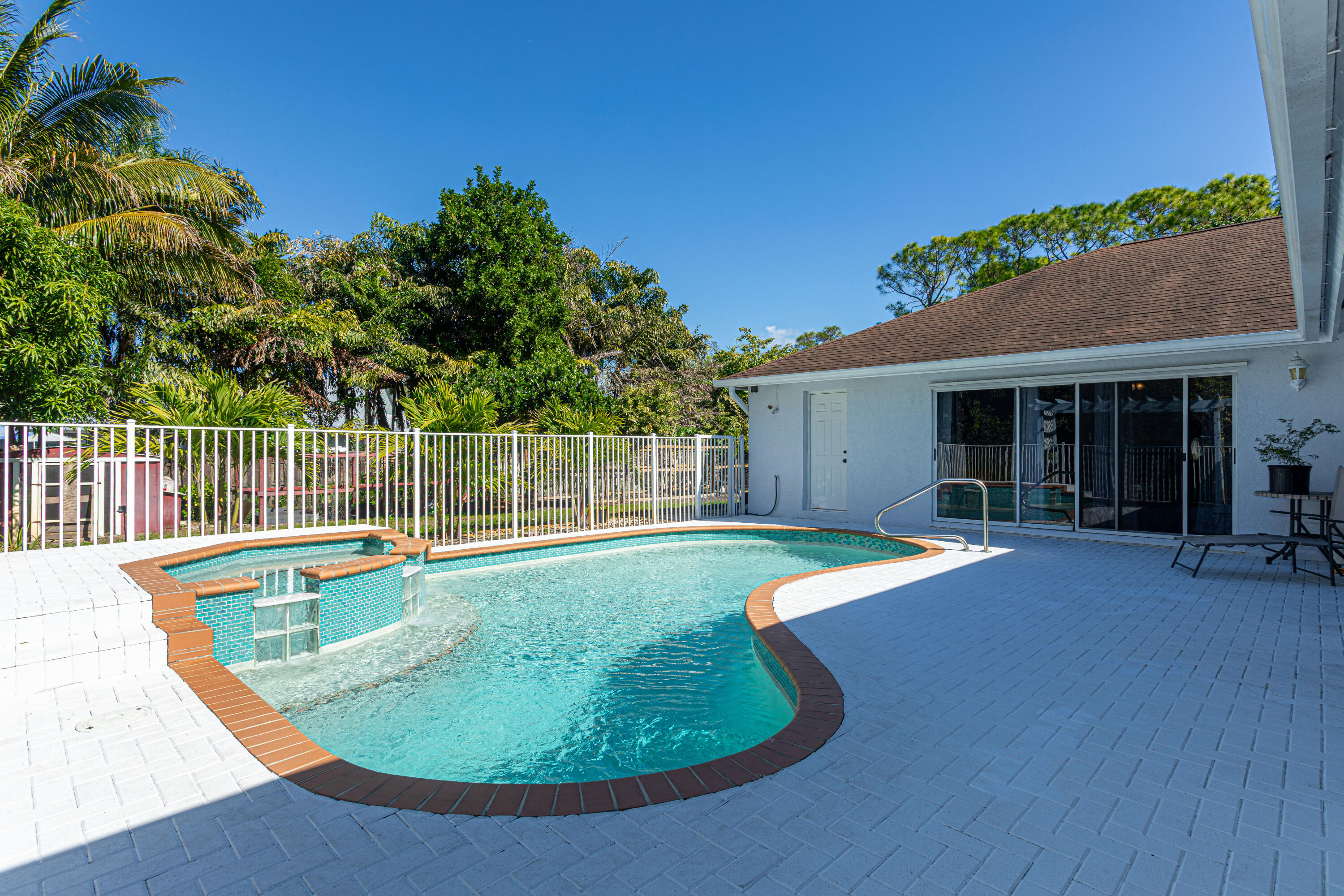 PALM BEACH RANCHETTES - Residential