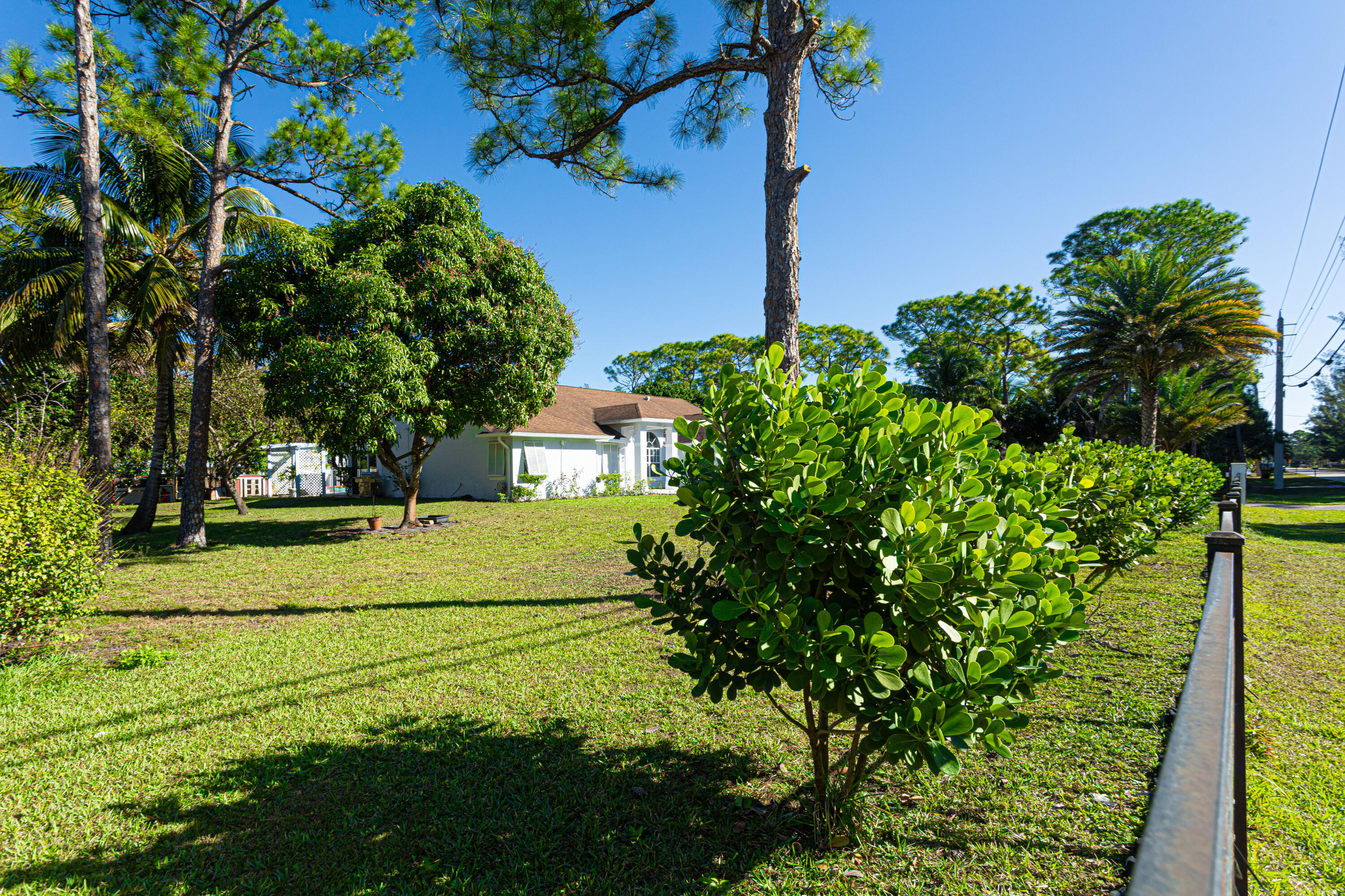 PALM BEACH RANCHETTES - Residential