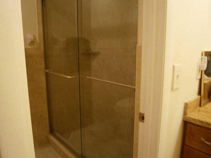 GOLDEN RAINTREE 3 - Residential