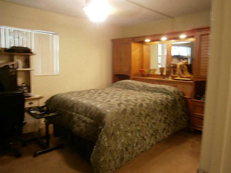 GOLDEN RAINTREE 3 - Residential