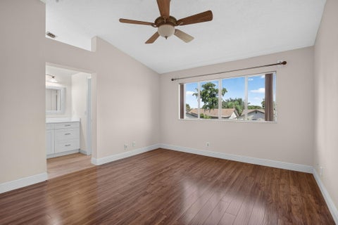 Tiny photo for 2047 DISCOVERY Circle E, Deerfield Beach, FL 33442 (MLS # B26086360)