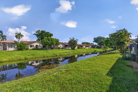 Tiny photo for 2047 DISCOVERY Circle E, Deerfield Beach, FL 33442 (MLS # B26086360)