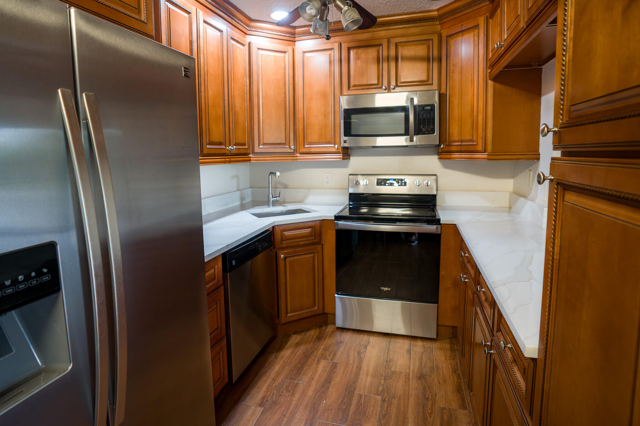 PINE RIDGE NORTH VILLAGE III #1 COND DECLS FILED 1 - Residential