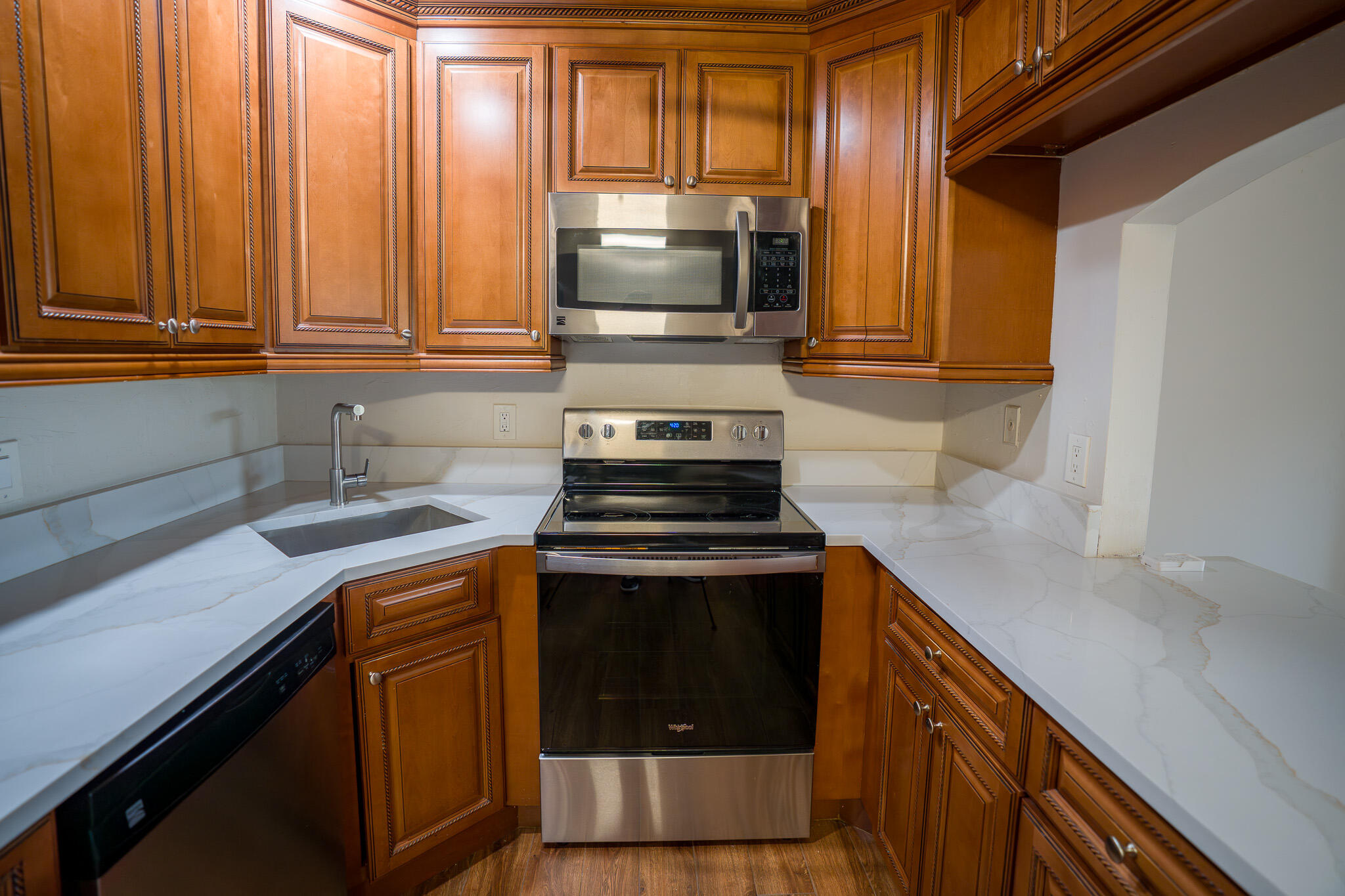 PINE RIDGE NORTH VILLAGE III #1 COND DECLS FILED 1 - Residential