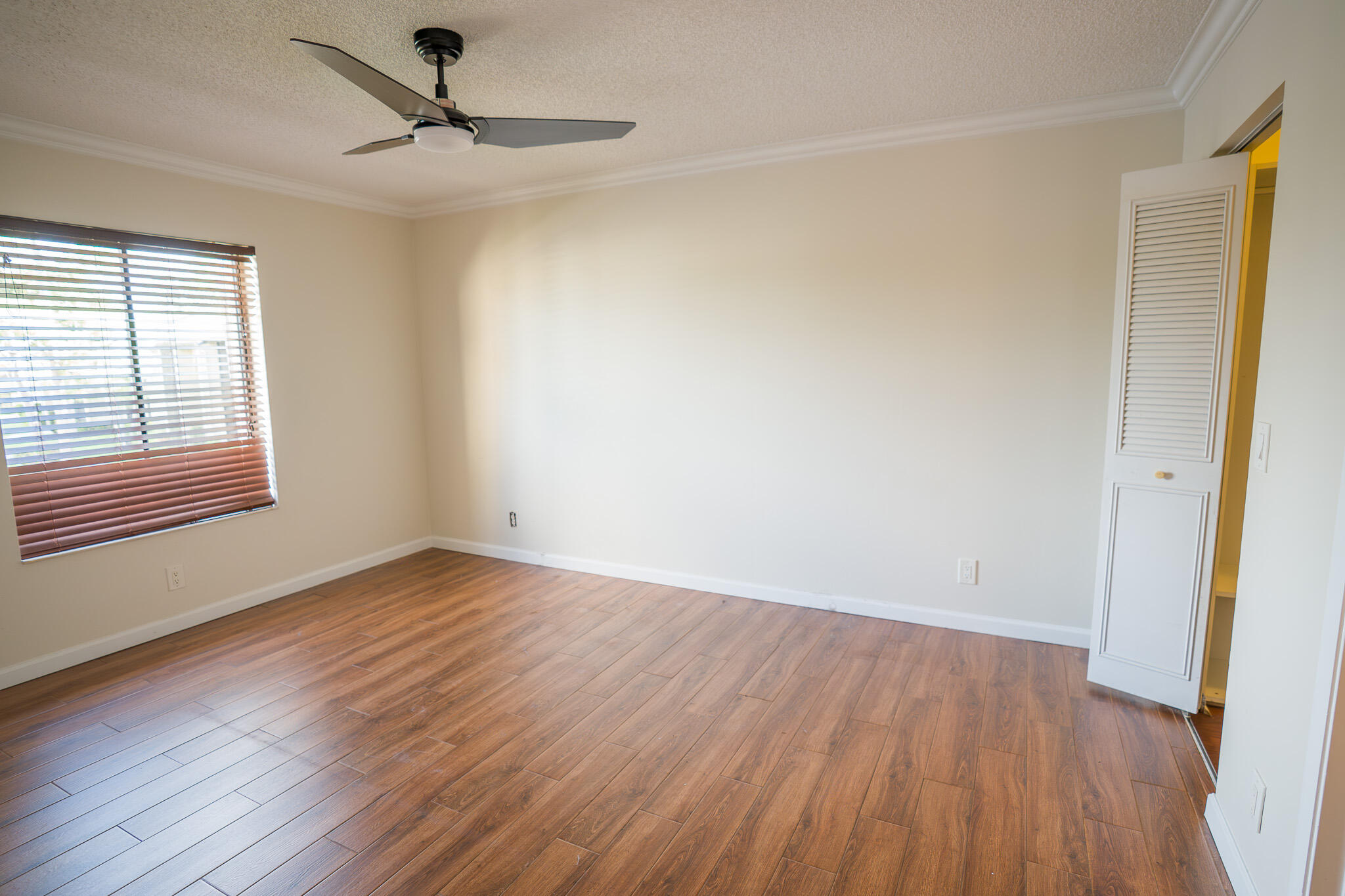 PINE RIDGE NORTH VILLAGE III #1 COND DECLS FILED 1 - Residential