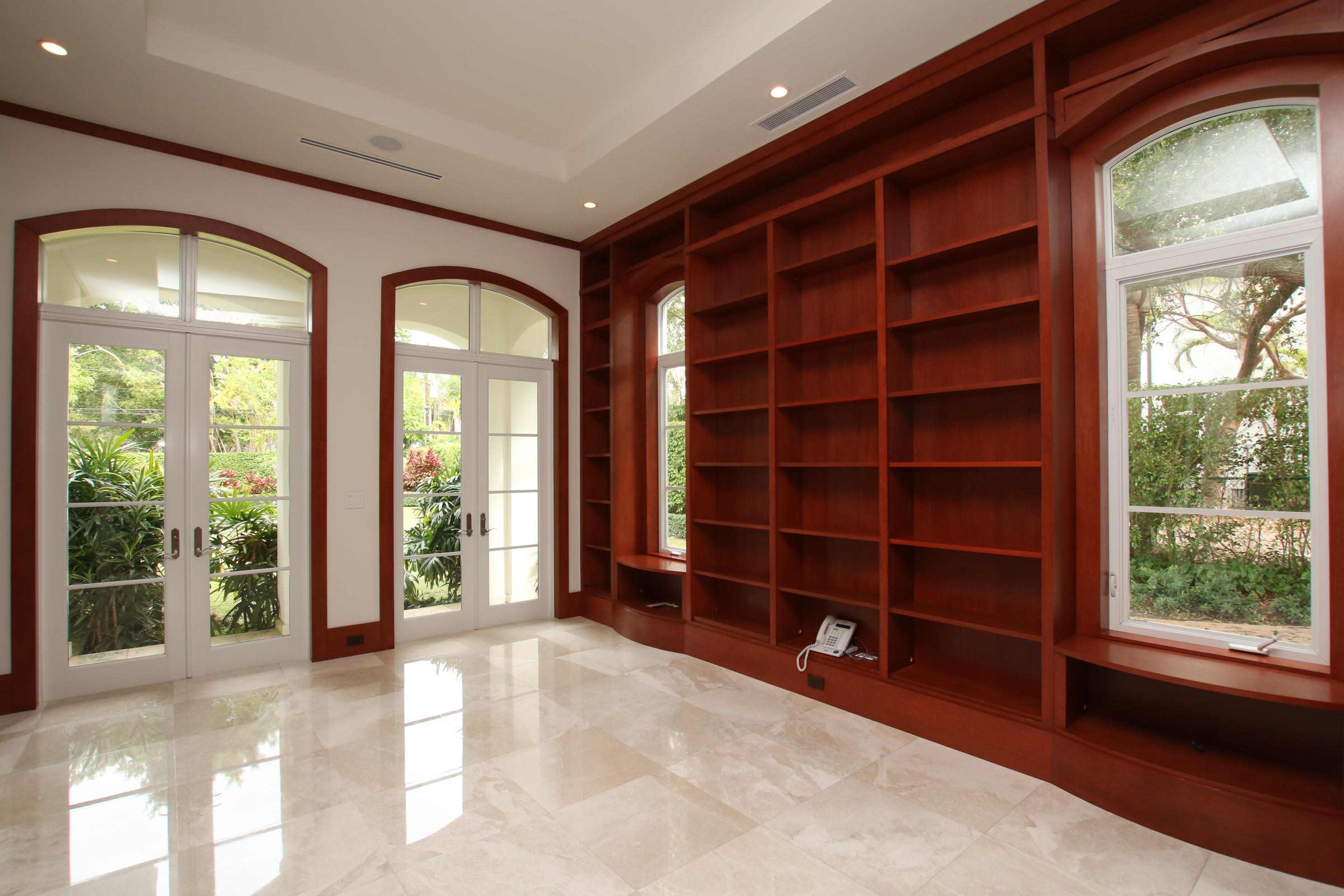 BRUCE-LAURIE SUB - Residential