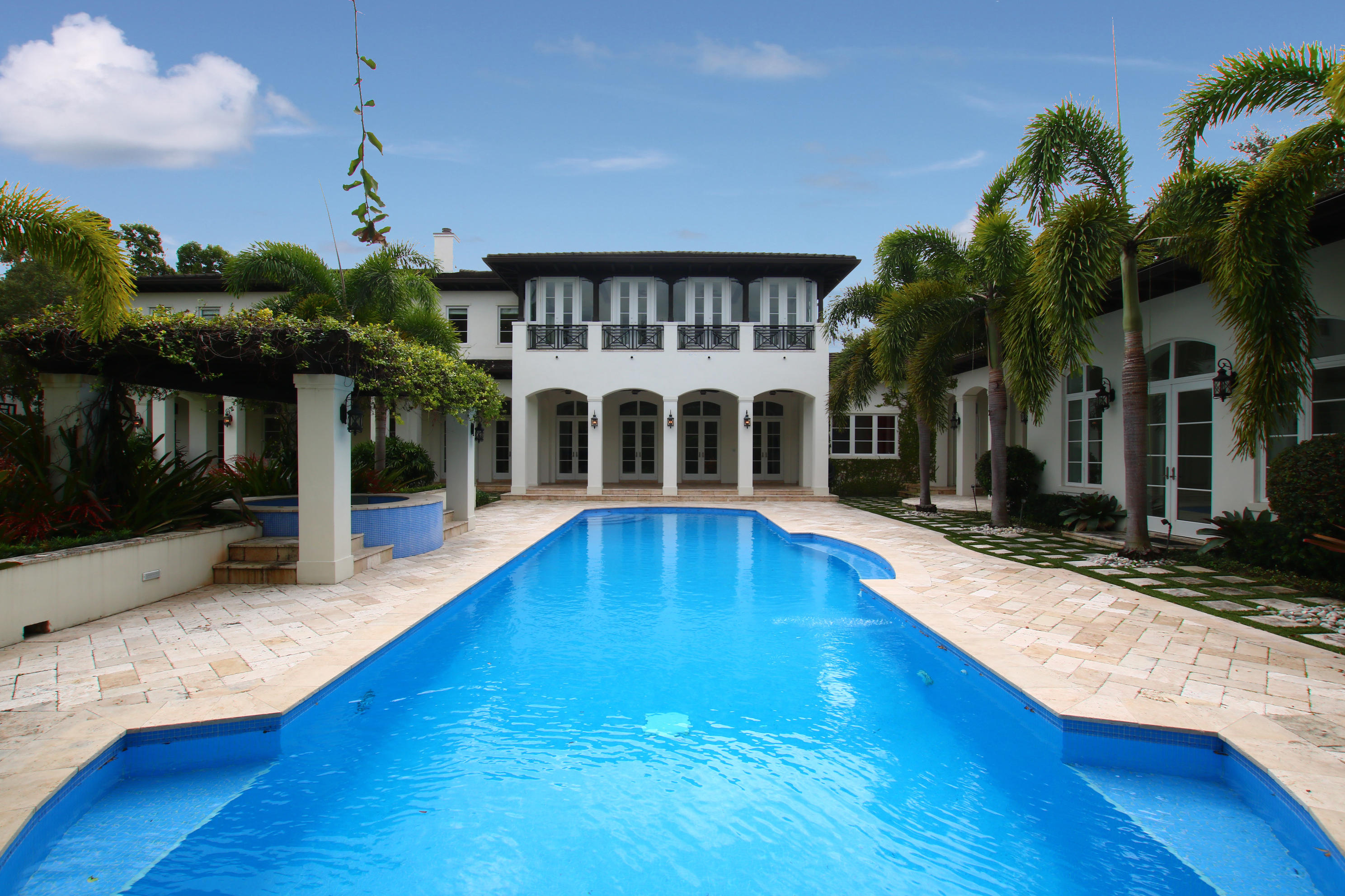 BRUCE-LAURIE SUB - Residential