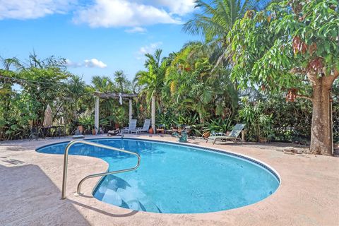Tiny photo for 7137 Saint Andrews Road, Lake Worth, FL 33467 (MLS # B26010816)