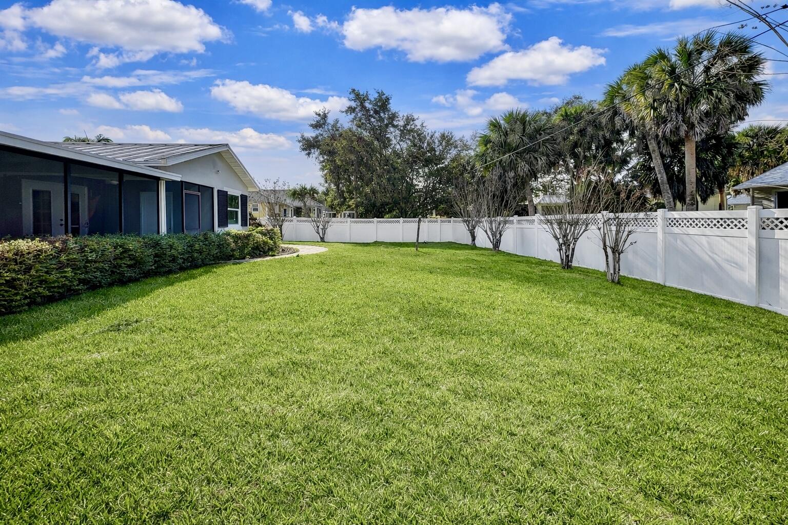 SEBASTIAN HIGHLANDS UNIT 11 - Residential