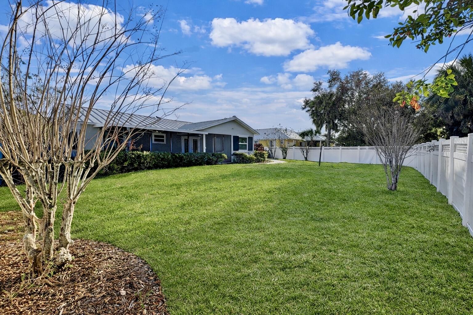 SEBASTIAN HIGHLANDS UNIT 11 - Residential