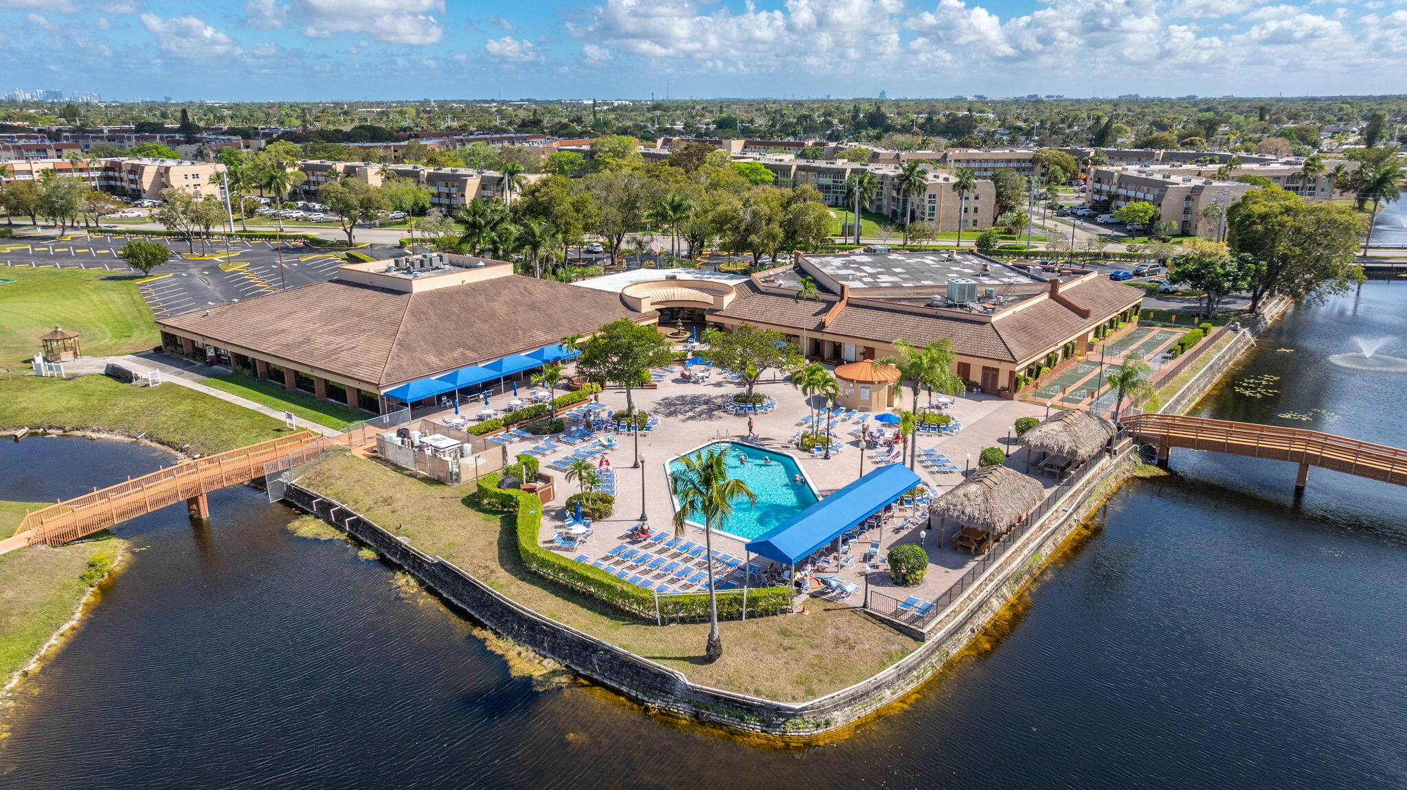 SUNRISE LAKES 108 CONDO - Residential