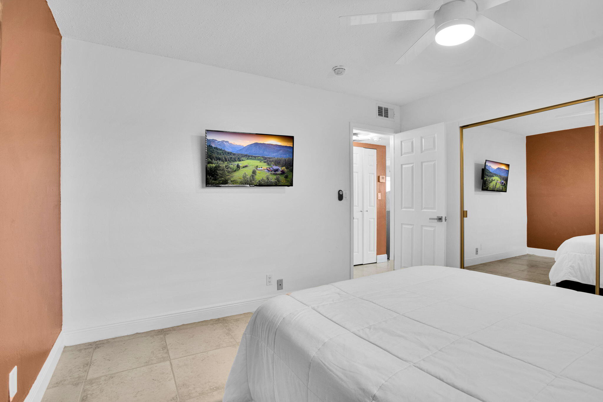 SUNRISE LAKES 108 CONDO - Residential