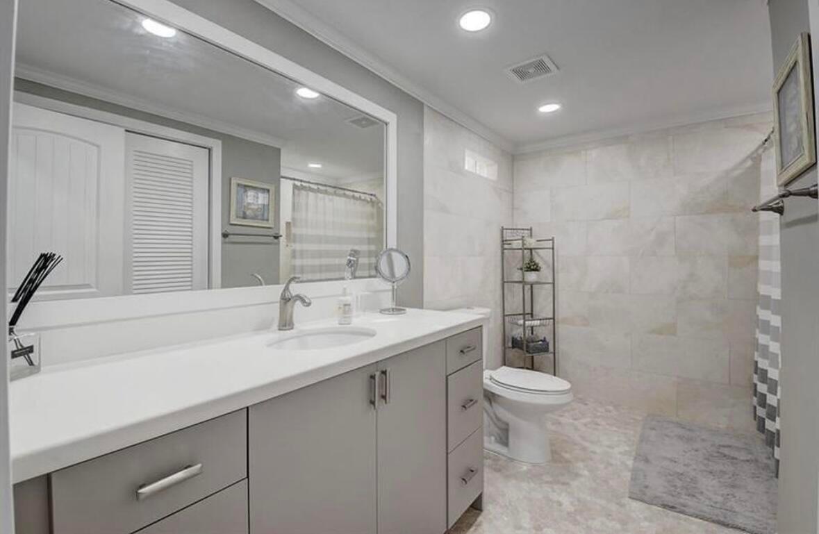 ATLANTIC CLOISTERS CONDO - Residential