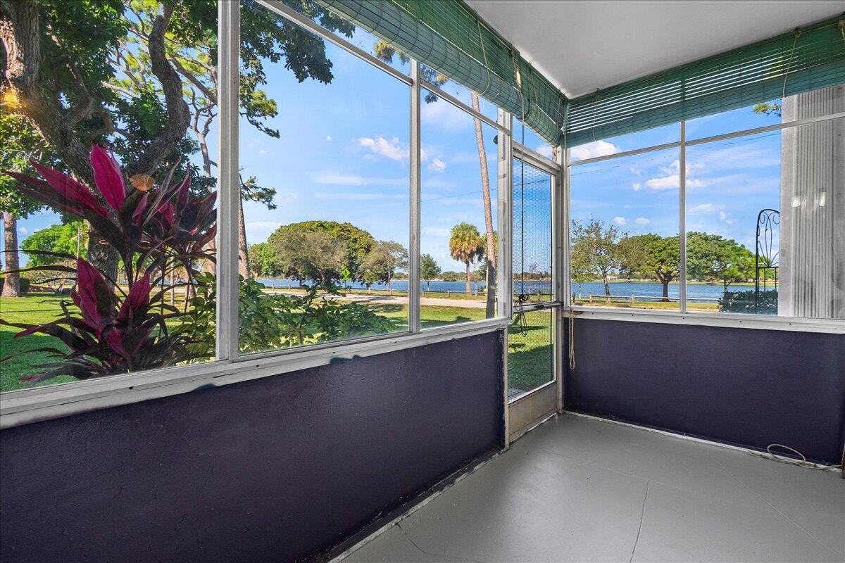 LAKESIDE POINT APT NO 2 COND DECL IN - Residential