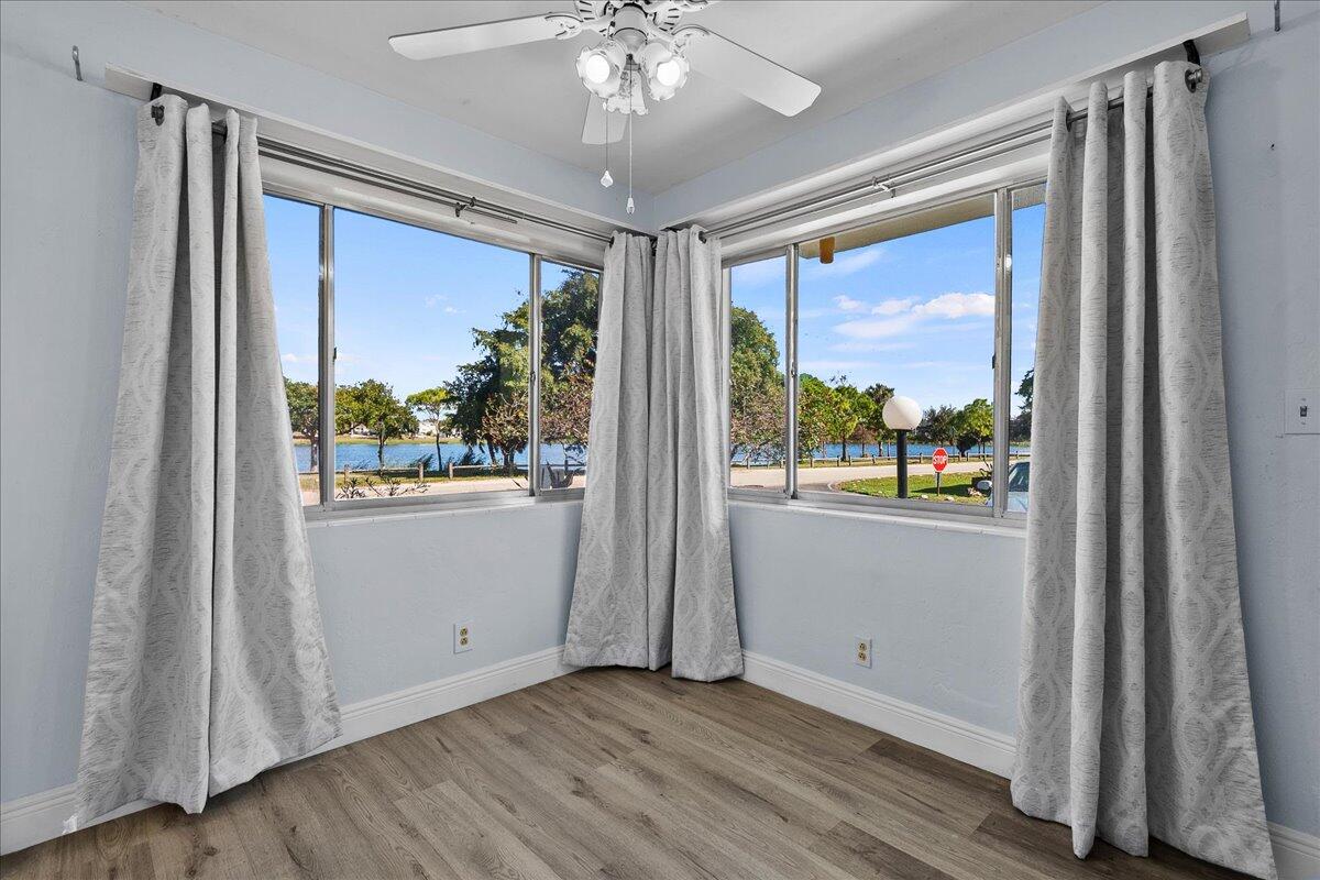 LAKESIDE POINT APT NO 2 COND DECL IN - Residential