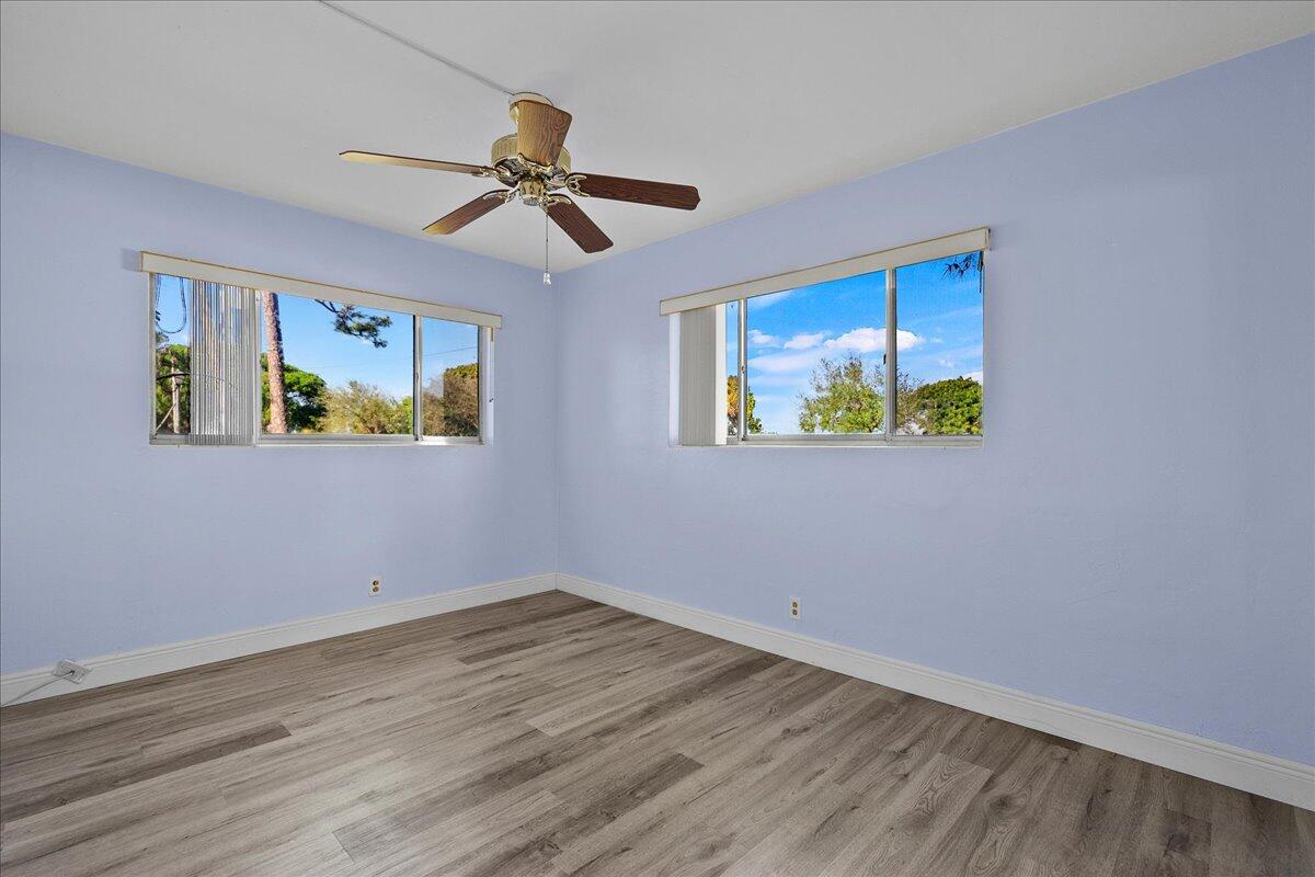 LAKESIDE POINT APT NO 2 COND DECL IN - Residential