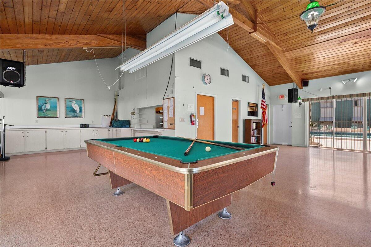 LAKESIDE POINT APT NO 2 COND DECL IN - Residential