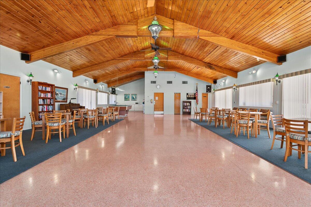 LAKESIDE POINT APT NO 2 COND DECL IN - Residential