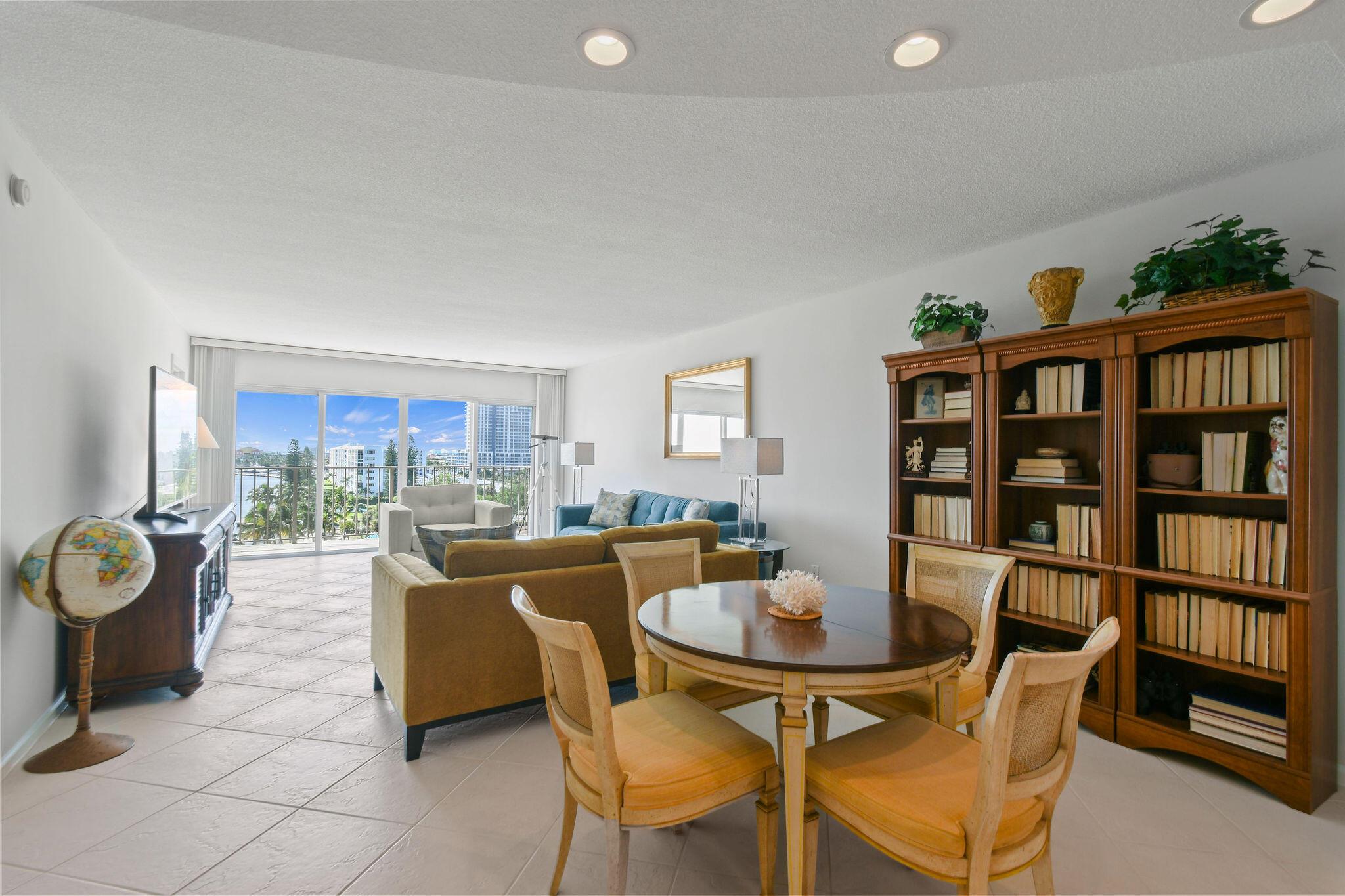 801 Lake Shore Drive 811