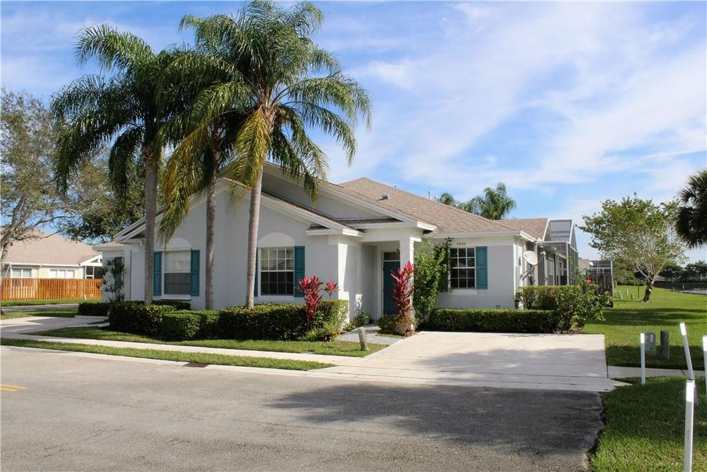 Photo of 5800 French Plum Lane, Tamarac, FL 33321 (MLS # B26021498)