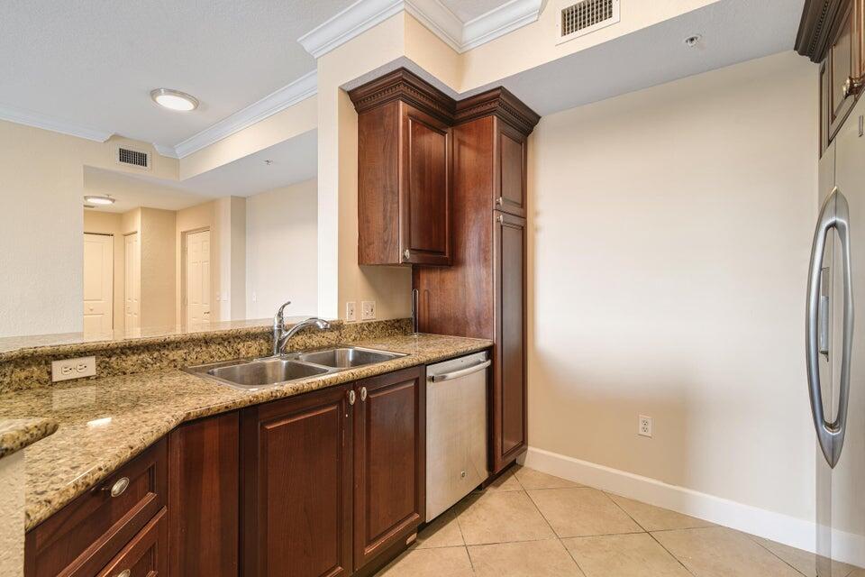 1660 Renaissance Commons Boulevard 2407