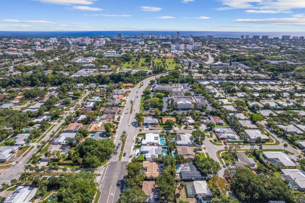 Photo of 601 SW 8th Terrace, Boca Raton, FL 33486 (MLS # R10996061)