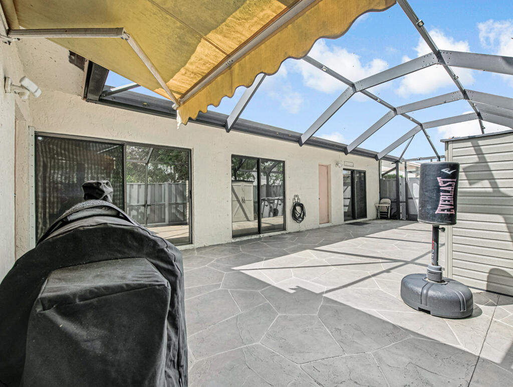 BARRWOOD - Residential