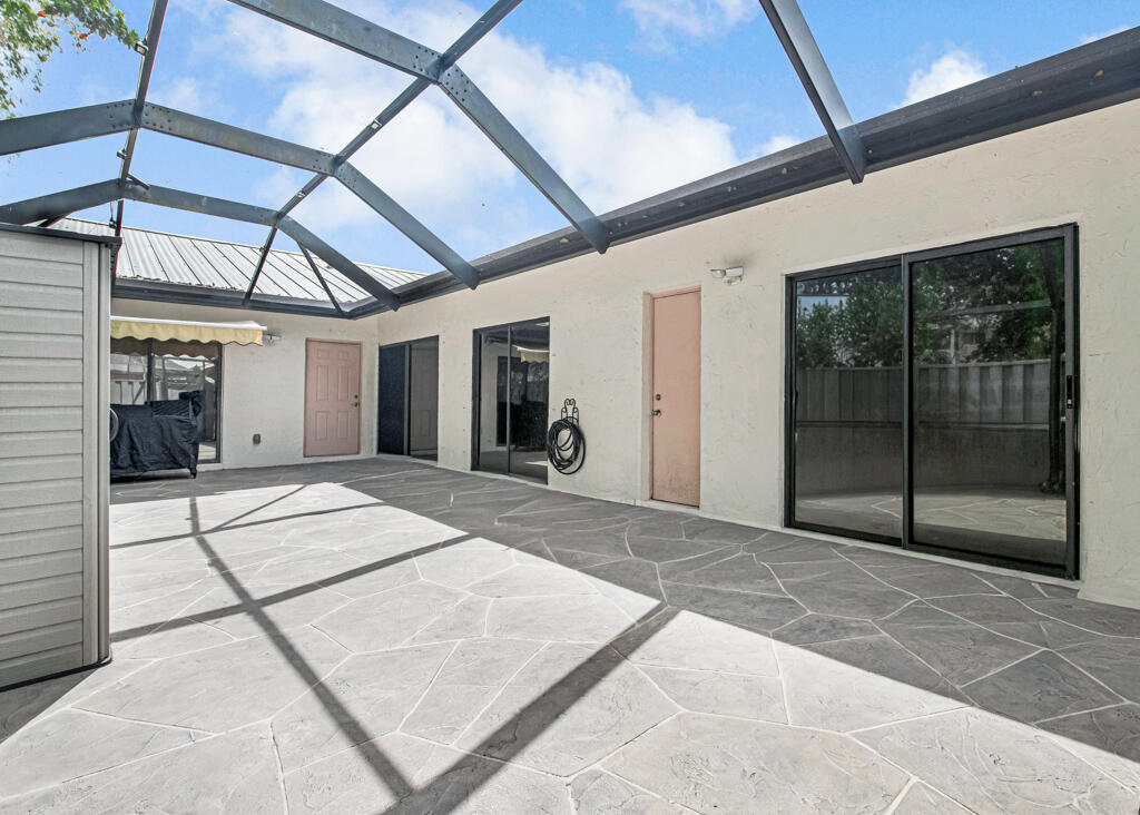 BARRWOOD - Residential