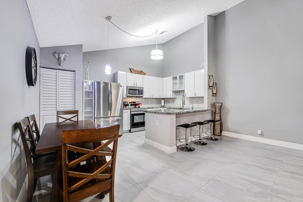 BARRWOOD - Residential