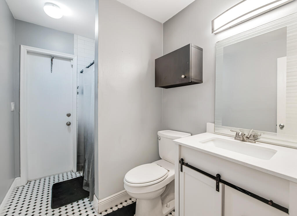 BARRWOOD - Residential