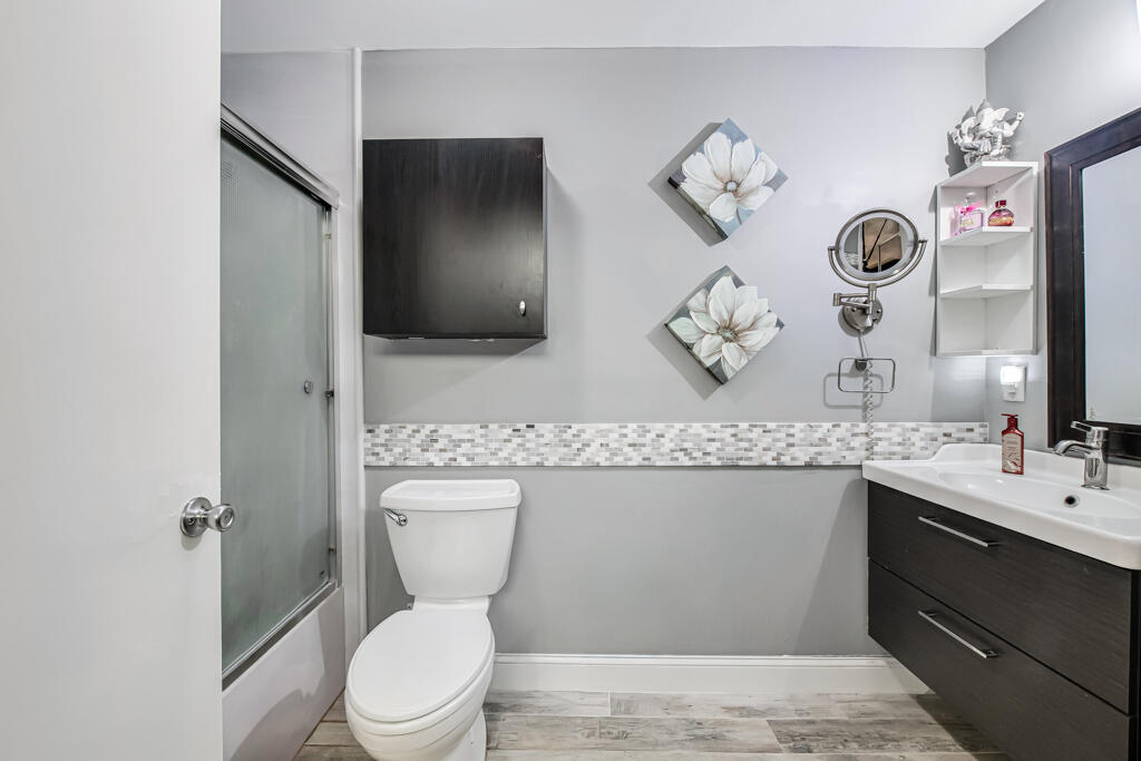 BARRWOOD - Residential