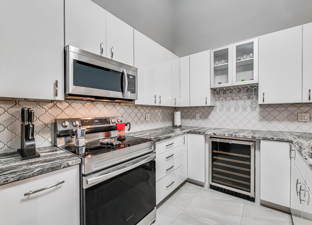 BARRWOOD - Residential