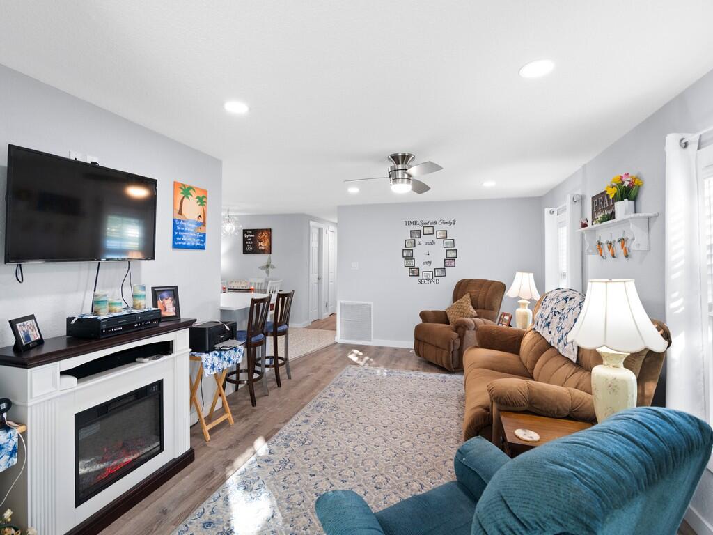 Spanish Lakes Golf Village - Residential