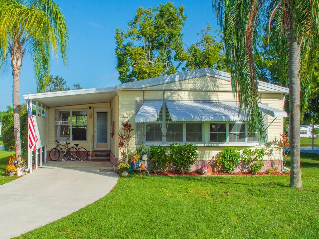 Spanish Lakes Golf Village - Residential