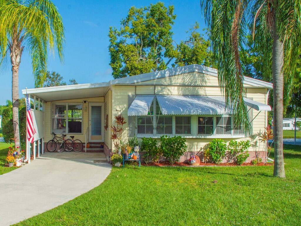 Spanish Lakes Golf Villag - Residential