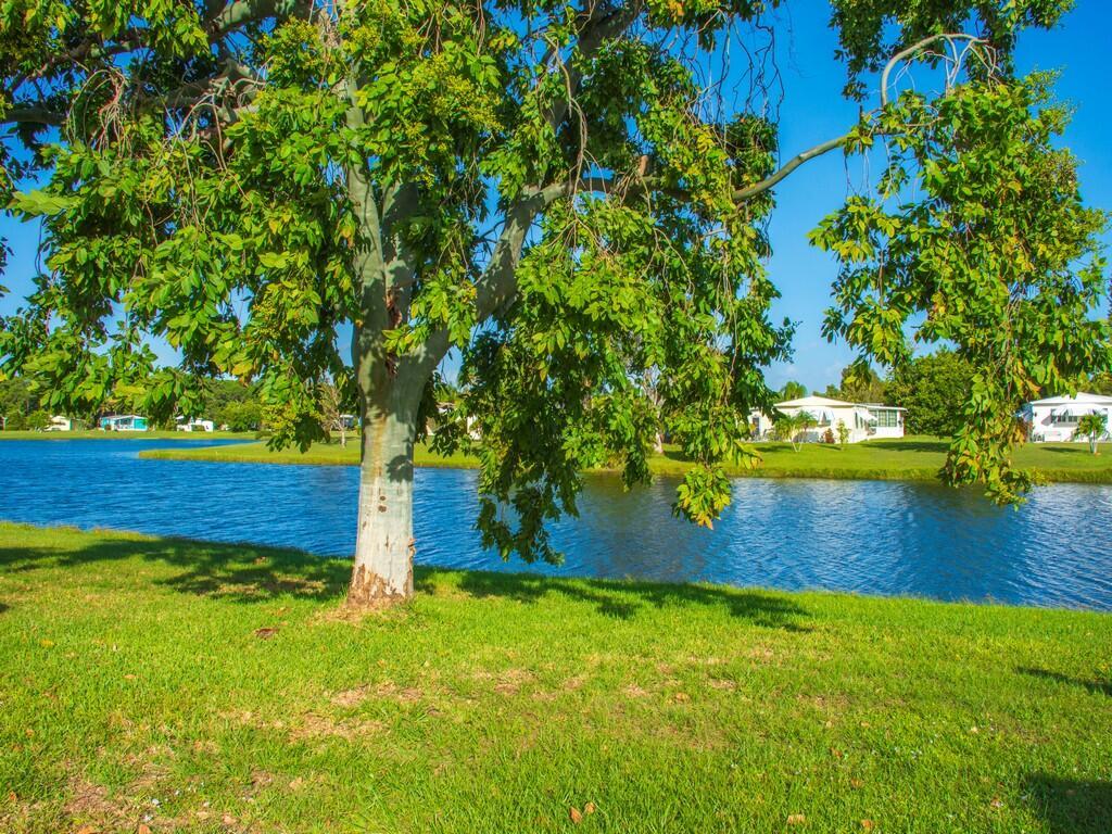 Spanish Lakes Golf Villag - Residential