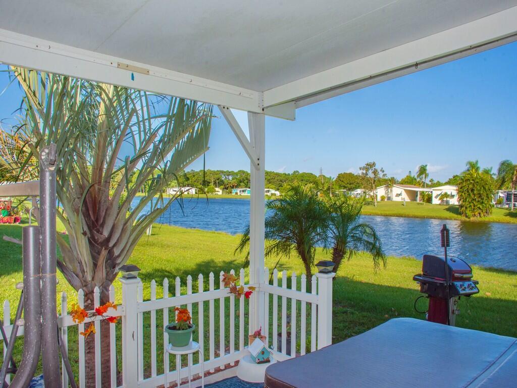 Spanish Lakes Golf Villag - Residential