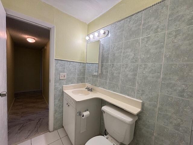 BLUEBERRY HILL II CONDO - Residential