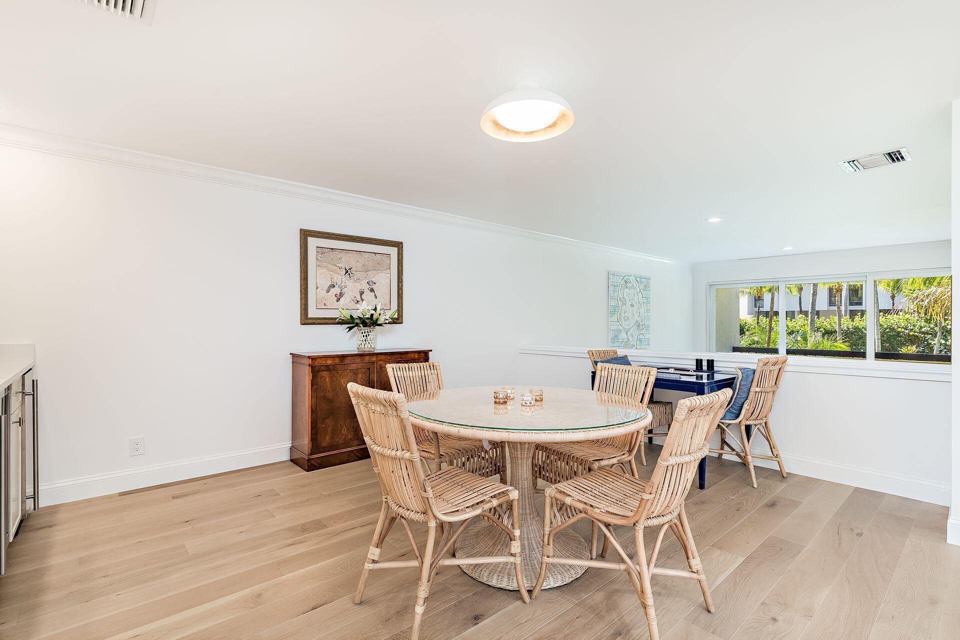 TRES VIDAS OF PALM BEACH - Residential